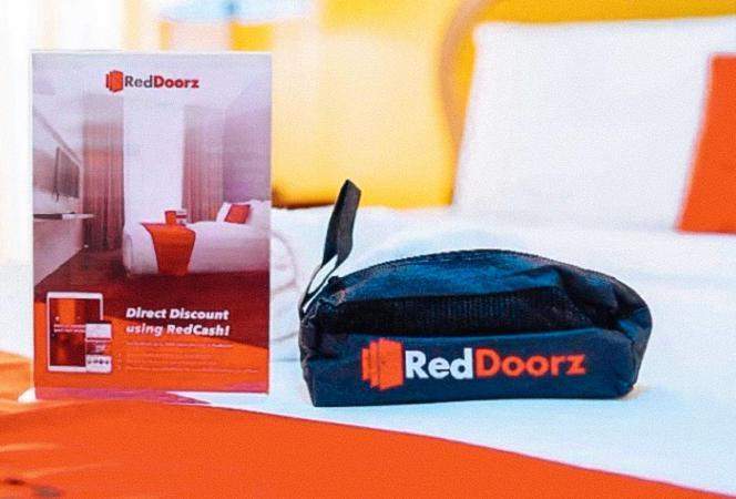 Reddoorz At Bel Air Soho Suites Makati City Dış mekan fotoğraf